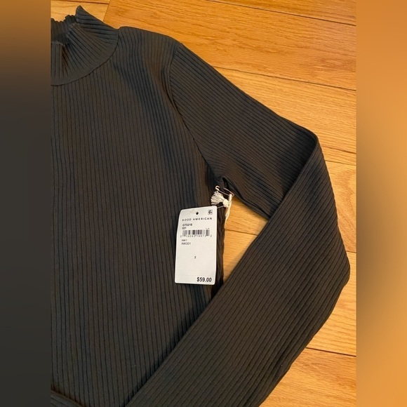 NWT Good American Mock Neck Ribbed Tee in Ink, size 2 (S/M) - Picture 4 of 9